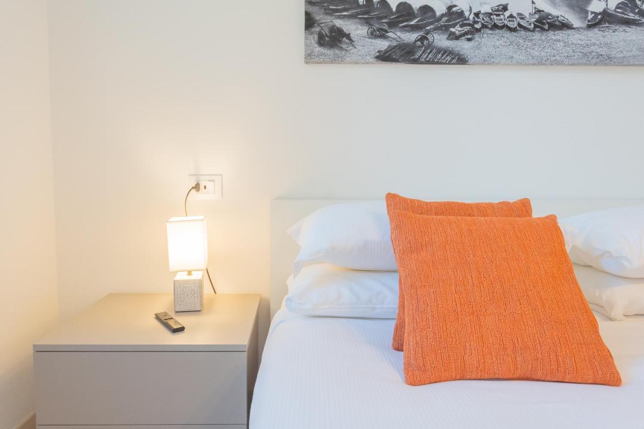 White Lake View Apartment By Rent All Como Exterior photo